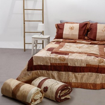 Κουβερλί Κεντητό Φιγούρας Υπέρδιπλο (220x240)