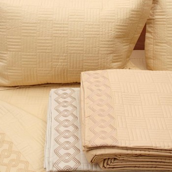 Κουβερλί Percale κεντητό Beige Υπέρδιπλο (220x240)