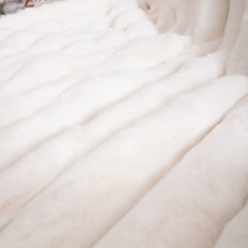 Γούνινη Μαξιλαροθήκη Wave 01 - 45x45cm με γέμιση