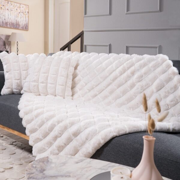 Γούνινο Ριχτάρι Cube 01 – 127 x  152 cm shopinhome shopinhome